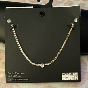 Elegant Silver Necklace with Cubic Zirconia